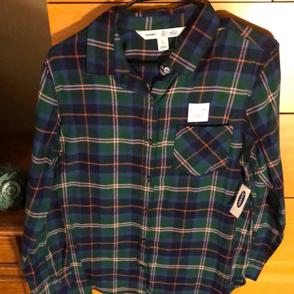 Ladies plaid button up